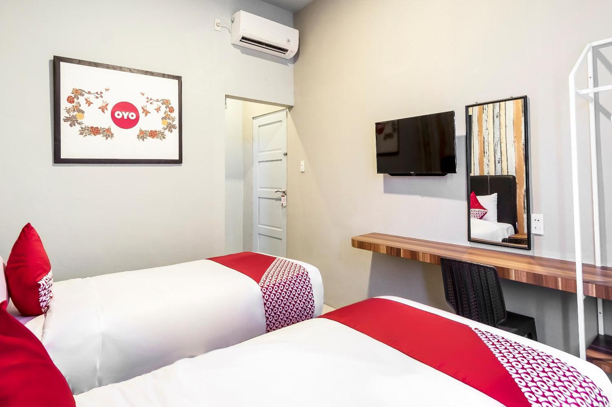 โอโย 360 มางัน เรสซิเดนซ์ Hotel เมดาน ภายนอก รูปภาพ